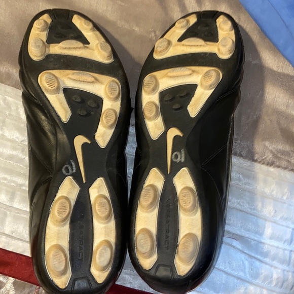 VINTAGE NIKE TIEMPO soccer cleats ⚽️🤙🏽 - Picture 2 of 4